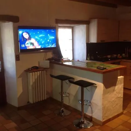 بيت للعطل Cardabelle Maison Authentique A Louer *